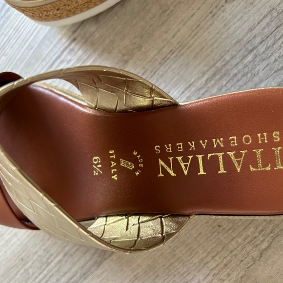 NWOB : ITALIAN SHOEMAKERS PLATFORM SANDAL - Picture 3 of 4